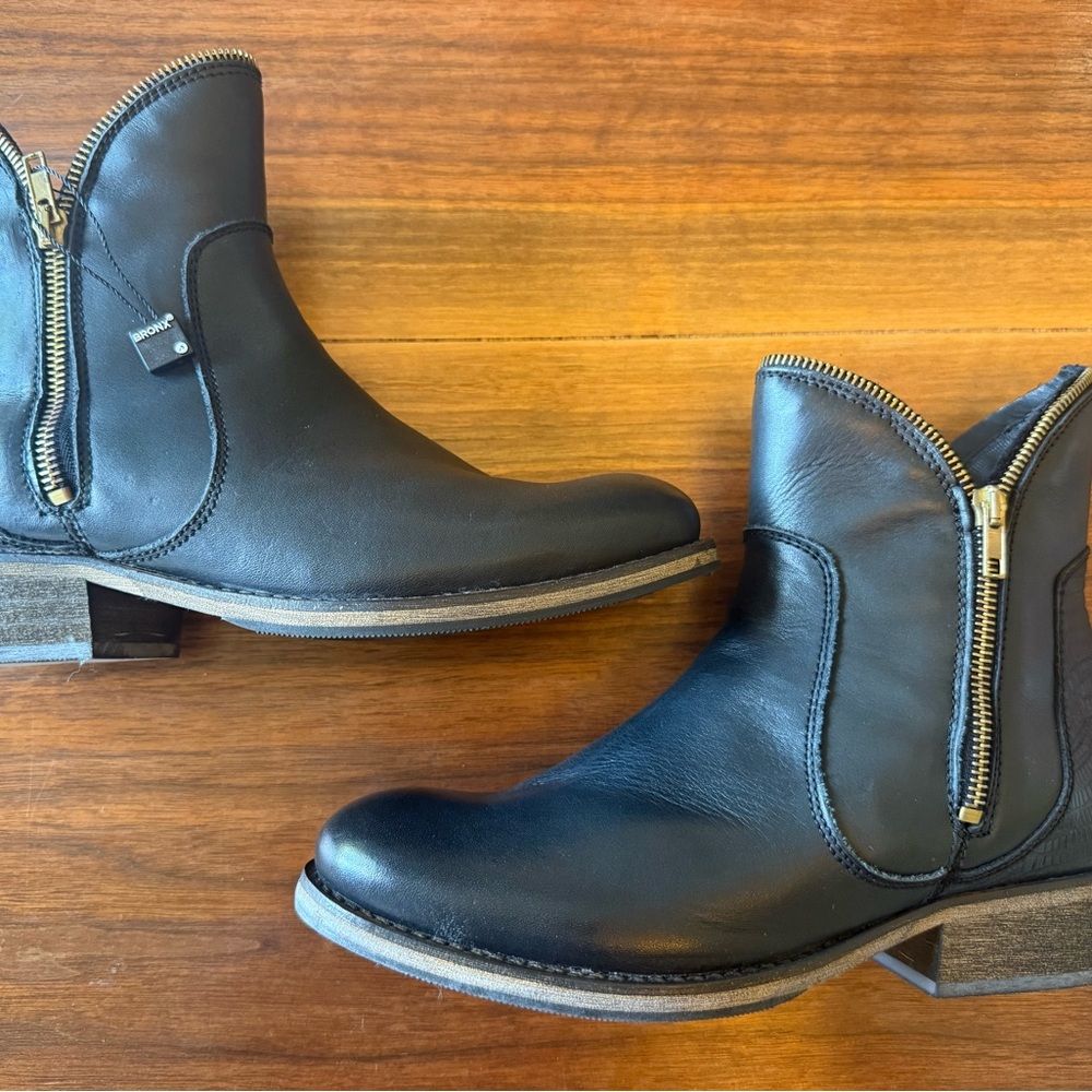 Bronx Black Leather Ankle Boots